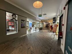 Breadtalk (D19), Shop House #557752721